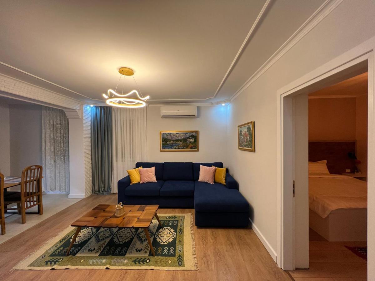 Chestnut Yard Villa Tirana Exterior foto